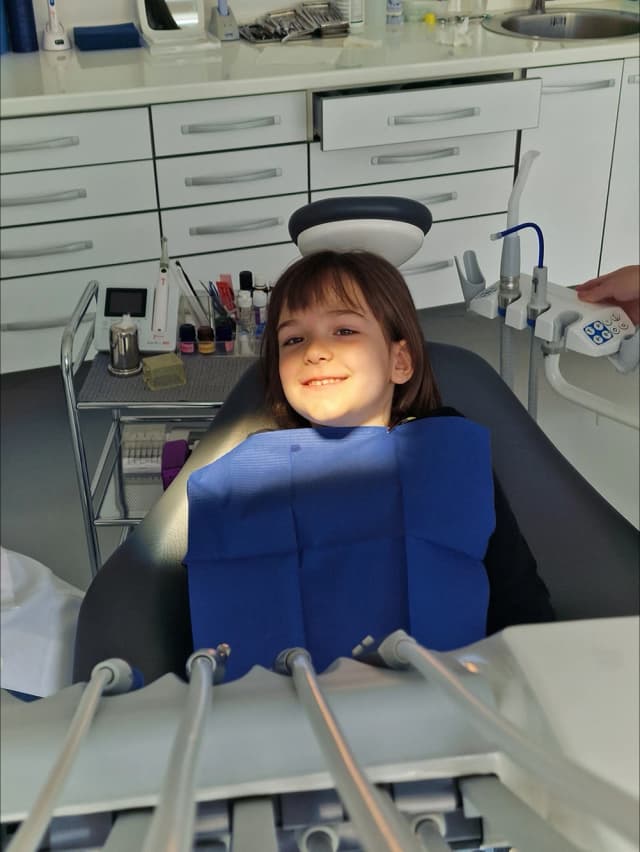 Kada dijete treba prvi put kod stomatologa? Vodič za roditelje